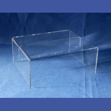 PANTALLA Repisa  2 apoyos, trasero con agujeros para cables<br>Medidas: 300 x 250 x 124 mm<br>